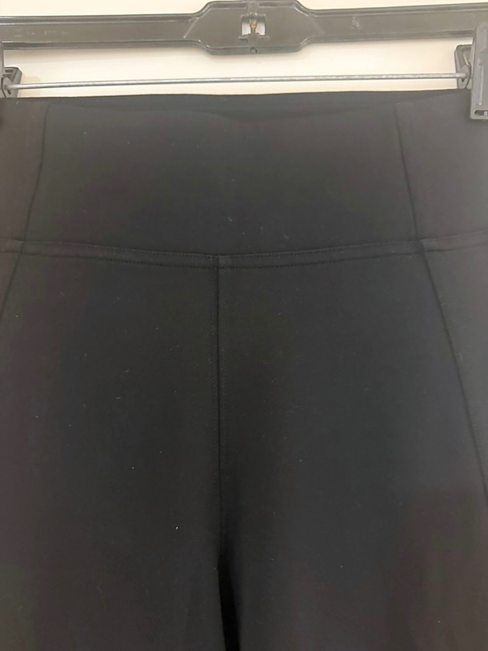 Athleta Rainier High Rise Legging in black, size M. - Picture 3 of 5